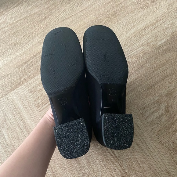 Vintage Authentic Dolce & Gabbana Block Heels - Picture 3 of 3